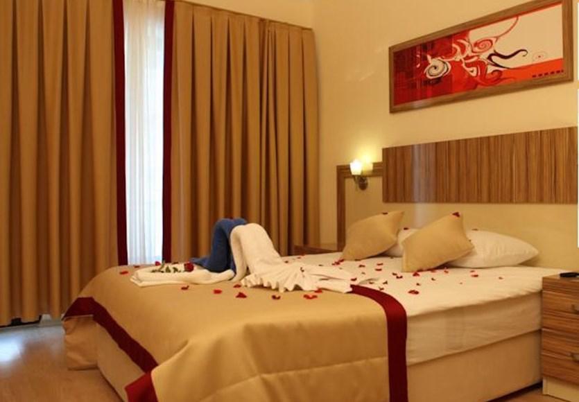 ฮัตตูซา แวเคชั่น เทอร์มอล คลับ คาซดาลารี Hotel Gure ภายนอก รูปภาพ
