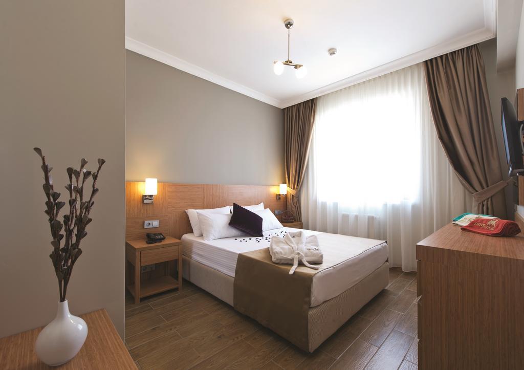 ฮัตตูซา แวเคชั่น เทอร์มอล คลับ คาซดาลารี Hotel Gure ภายนอก รูปภาพ