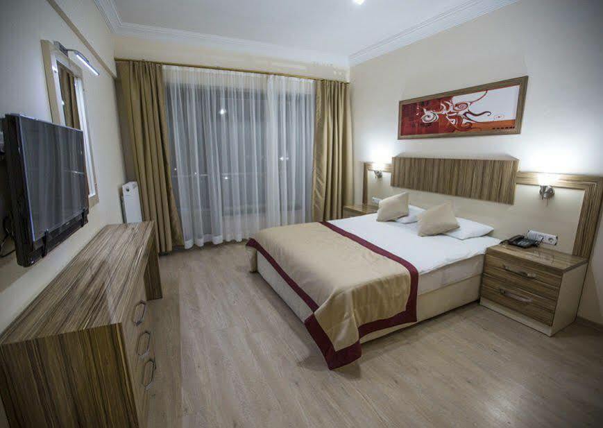 ฮัตตูซา แวเคชั่น เทอร์มอล คลับ คาซดาลารี Hotel Gure ภายนอก รูปภาพ